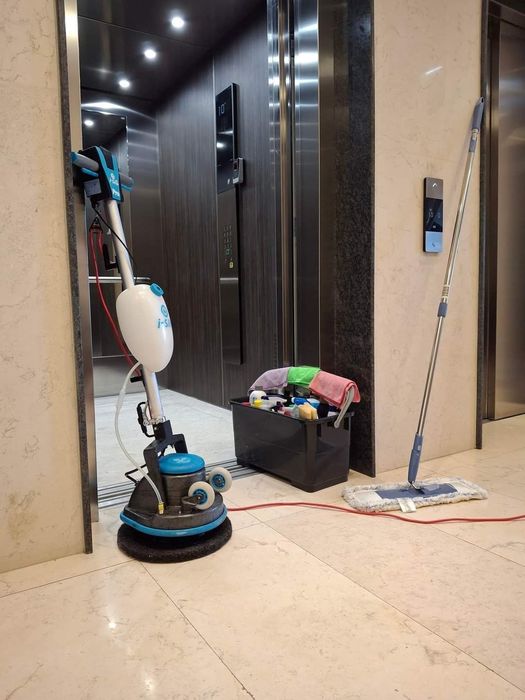 Професионално почистване на входове -Достъпни цени