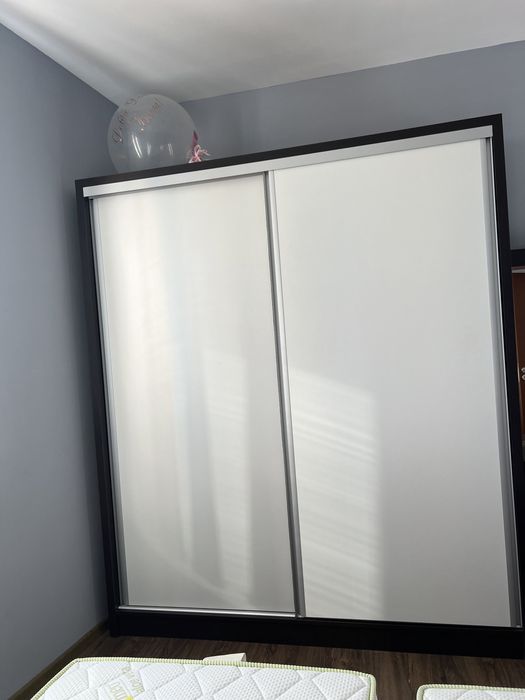 Гардероб двукрилен