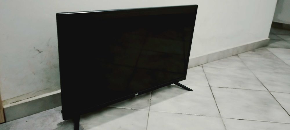 Neo 32 inch LED TV