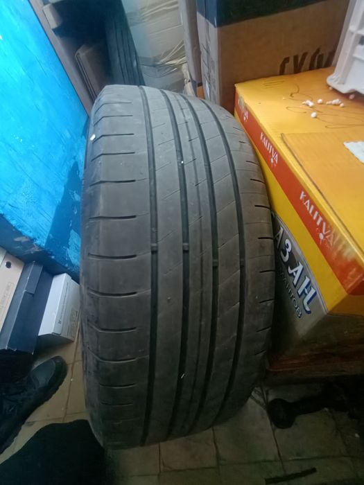 Шина 215/55 R18 95H