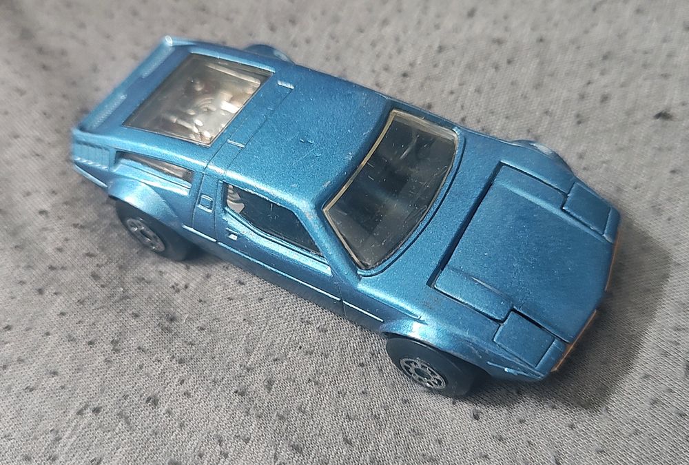 Matchbox SuperKings Maserati Bora