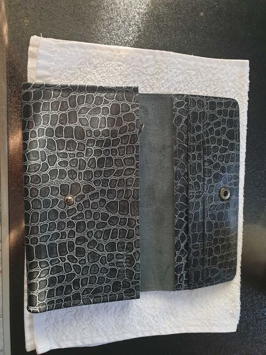 Продам портмоне женское