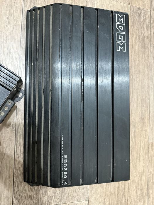 усилитель Aura VENOM-D3500