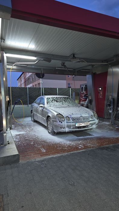Mercedes-Benz E270 CDI