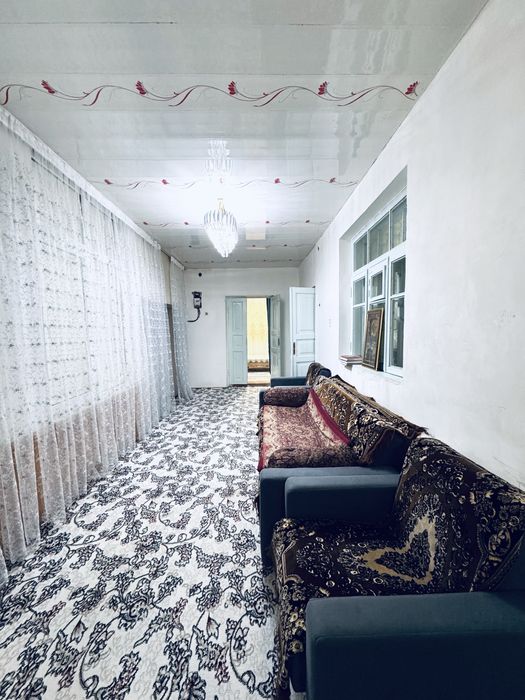 Продается дом 4 соток. 5 комнат. Кибрай. Набережная