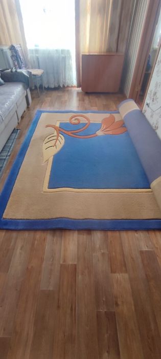 Продам ковер 2.5*5