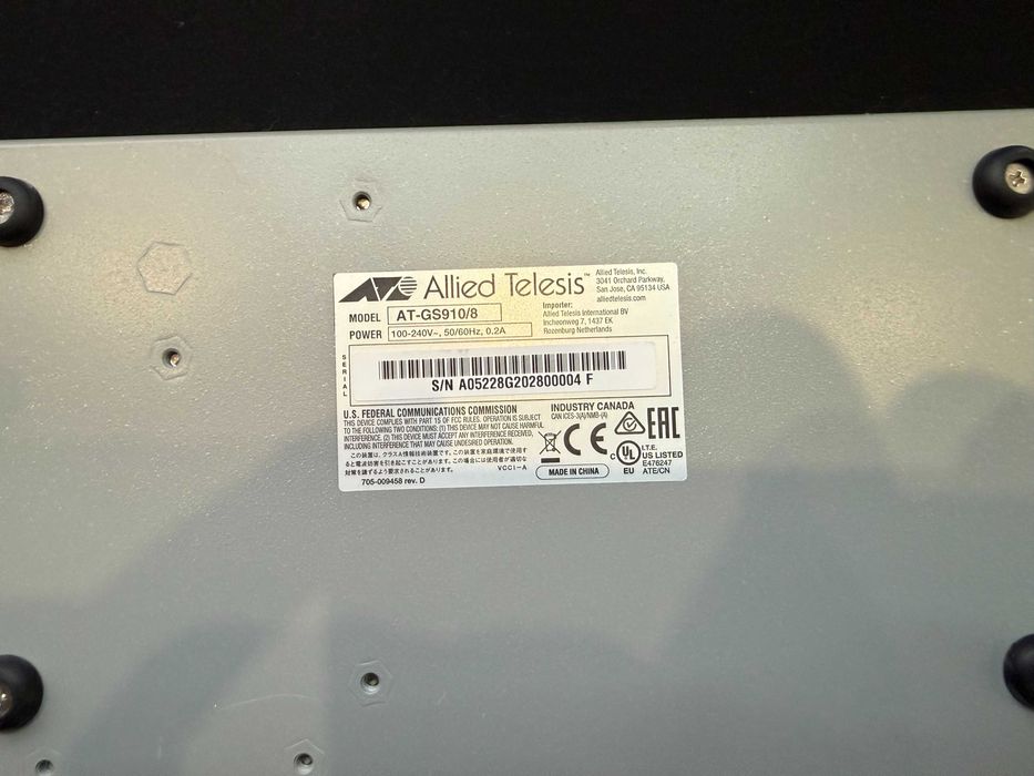 Switch Gigabit Ethernet neadministrat Allied Telesis AT-GS910/8