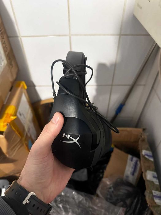Продам наушники б/у  Hyper x stinger