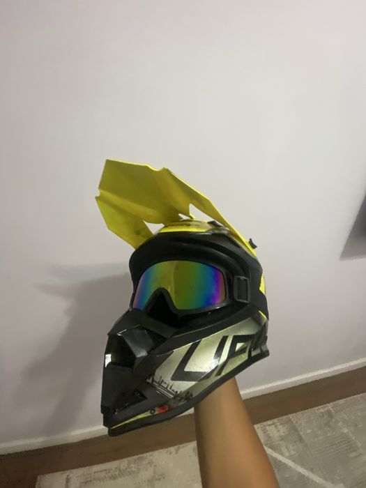 Мотоциклетный шлем