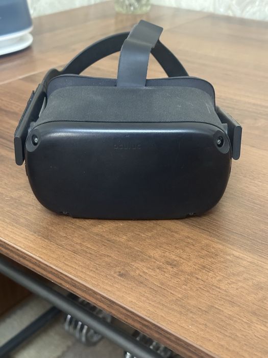 VR очки Oculus Quest