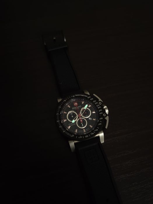 Оригинальные швейцарские часы zodiac