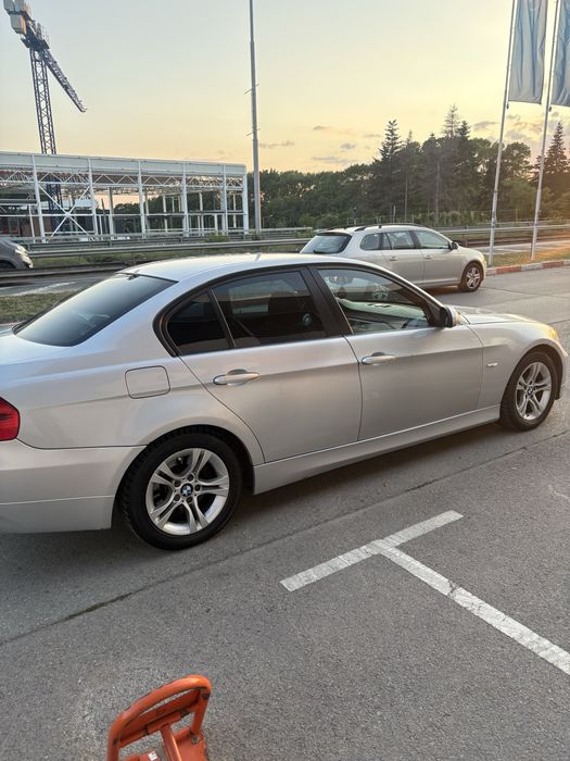 BMW E90 2.0i 143 к.с.