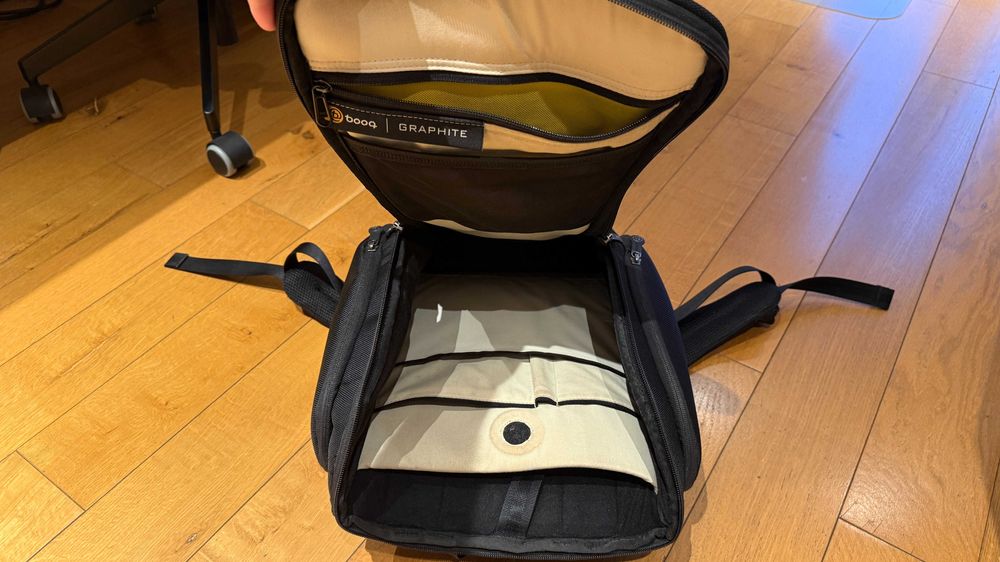 Set Genți Booq (Graphite): Rucsac Boa Squeeze + Messenger Boa Nerve