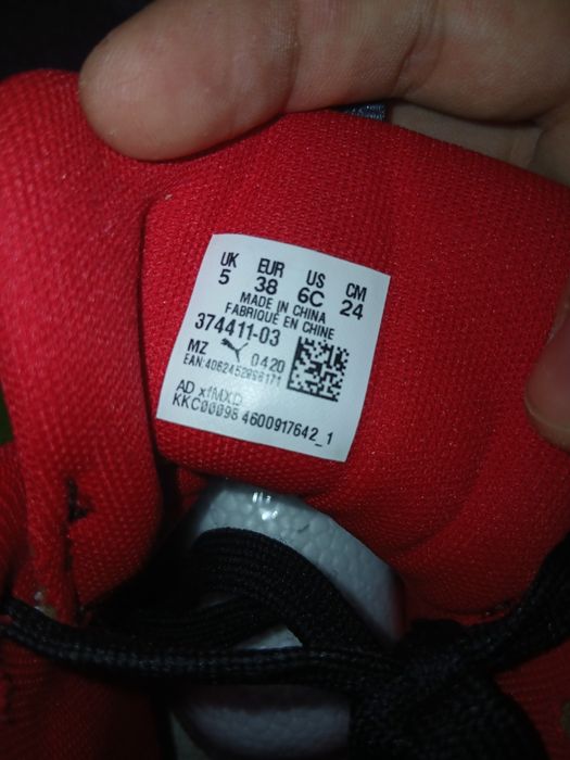 Adidași Puma aproape ca noi marimea 38