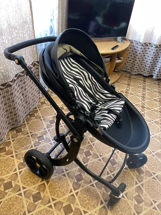 Продам коляску 2 в 1