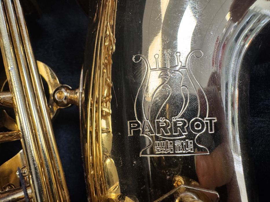 Saxofon PARROT 6430GL