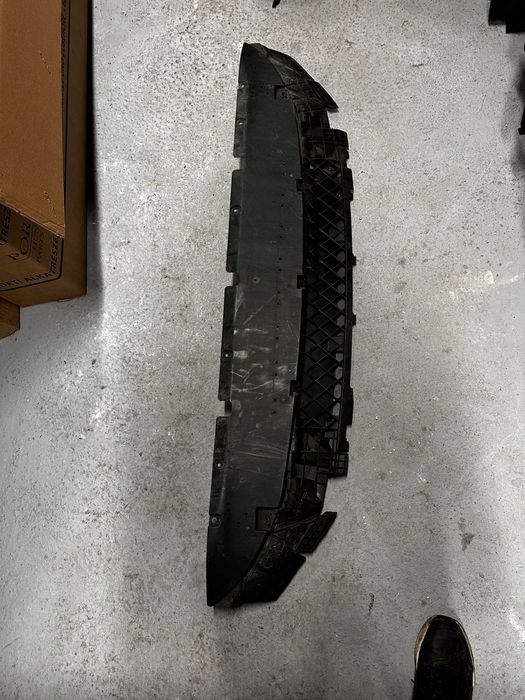 Spoiler inferior bară față audi q5.fy..cod:80a897233.a.