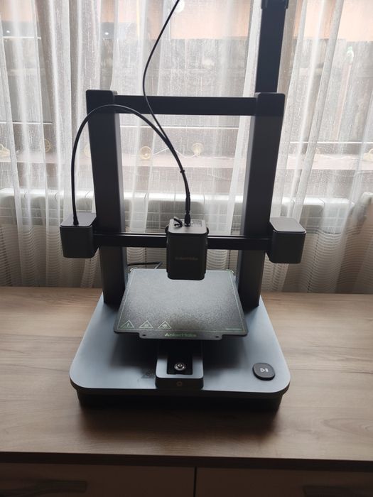 Imprimanta 3d Ankermake m5c