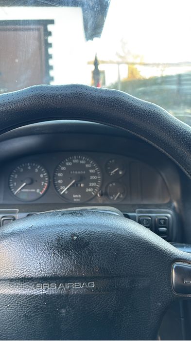 Продам мазду 323