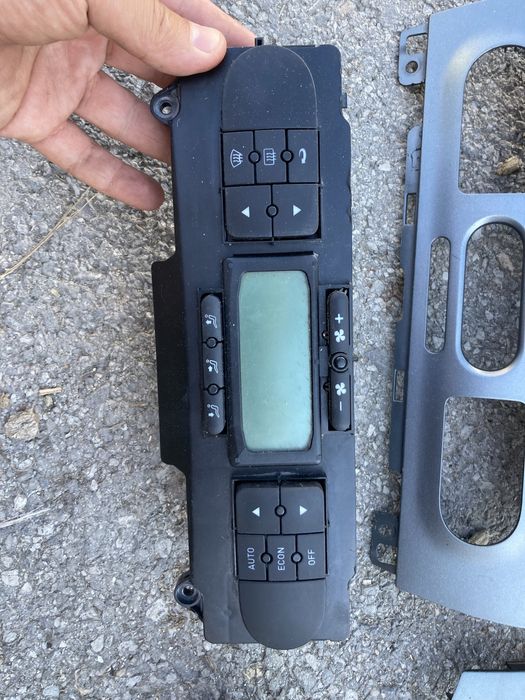 Климатроник+ копче фарове и панели за Сеат Леон 1Р 2009- 20012