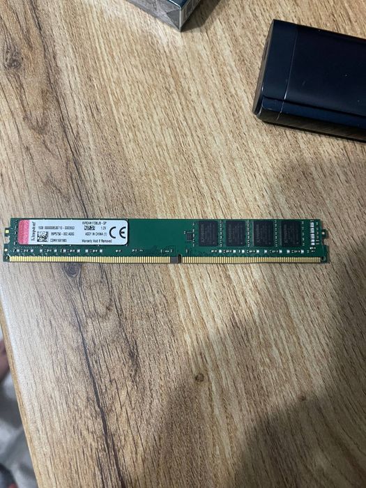 ОЗУ ddr4 по 8 Гб 2 плашки кингстон