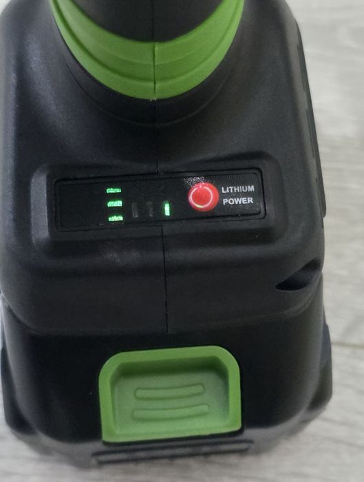 Polizor fără fir 21V 900W – Orbital, Motor fără perii, 2 Baterii