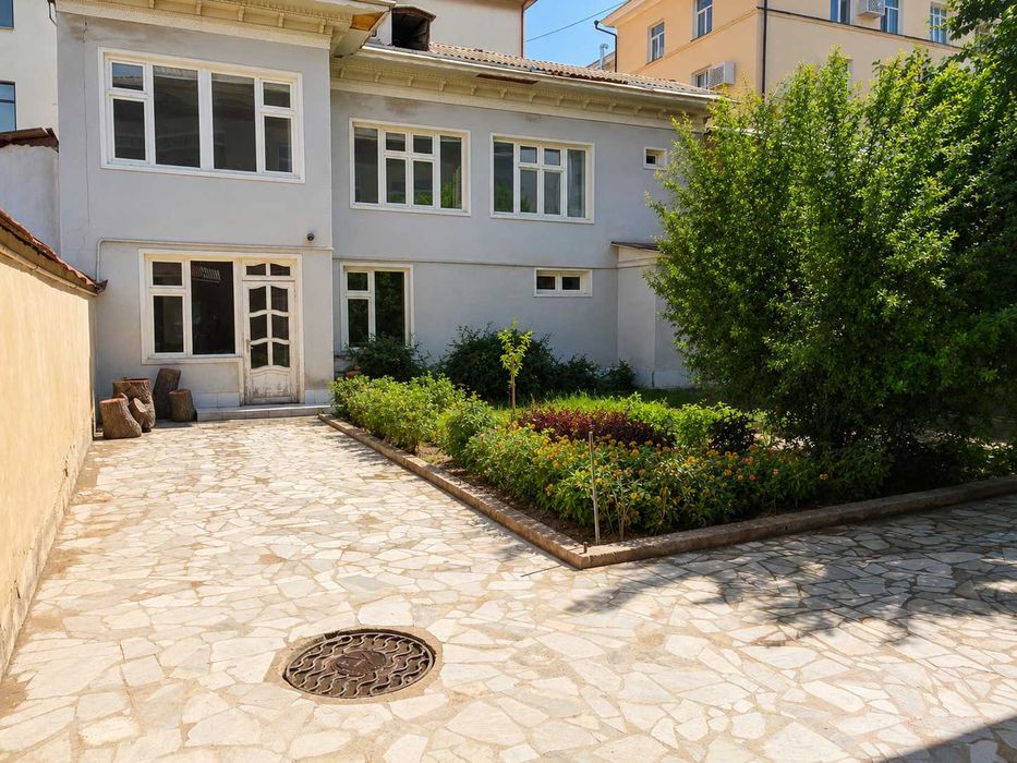 Аренда здания под офис | Бадамзар | 400 м² | 9+ комнат |Подвал|Бассейн