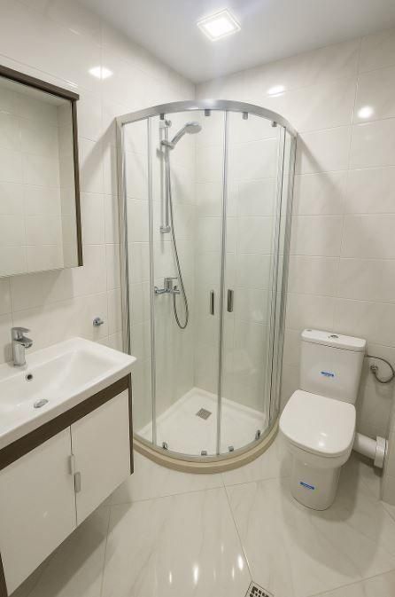 Дава се под наем Двустаен апартамент в Варна, Победа - 65 кв.м за 525 € - Снимка #4