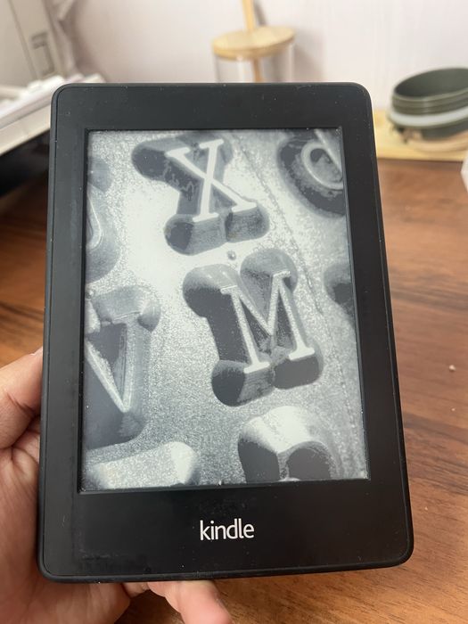электронная книга Amazon Kindle Paperwhite 2