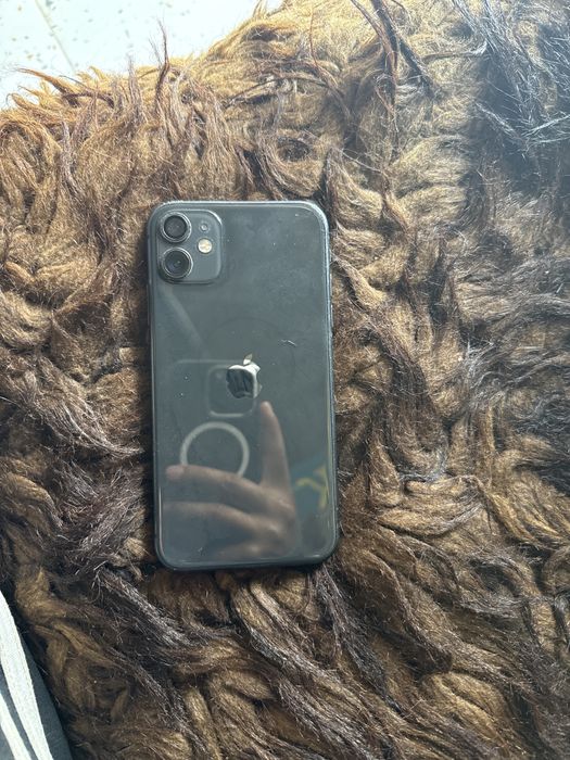 iPhone 11 сатылады