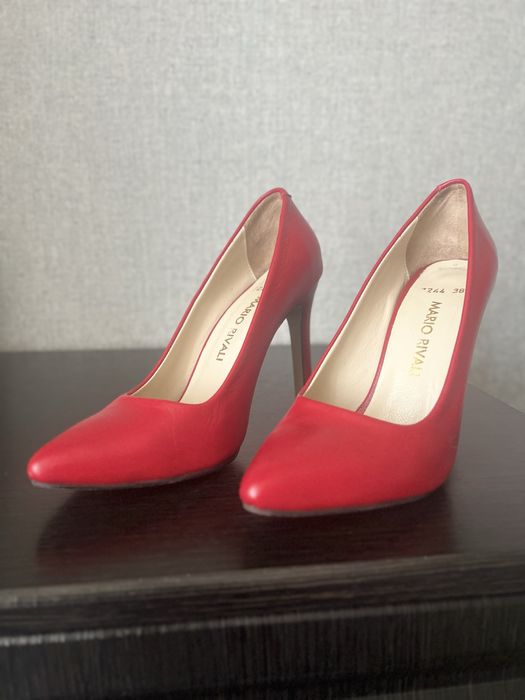 Туфли красные, кожа натуральная
