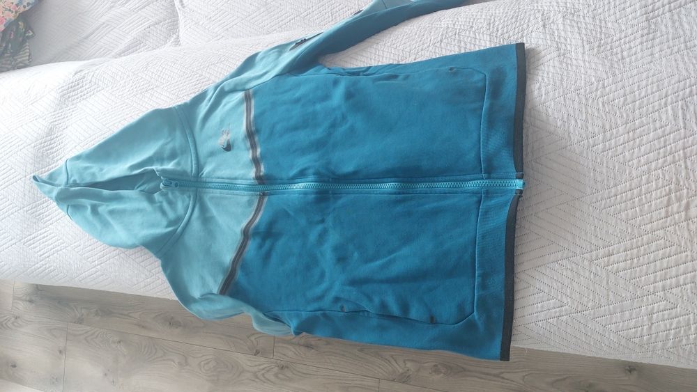 Hanorac Nike Tech Fleece