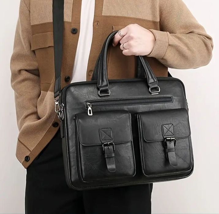 Мужская сумка для ноутбука из эко кожи, размер 30см -38 см 
Цвет черны