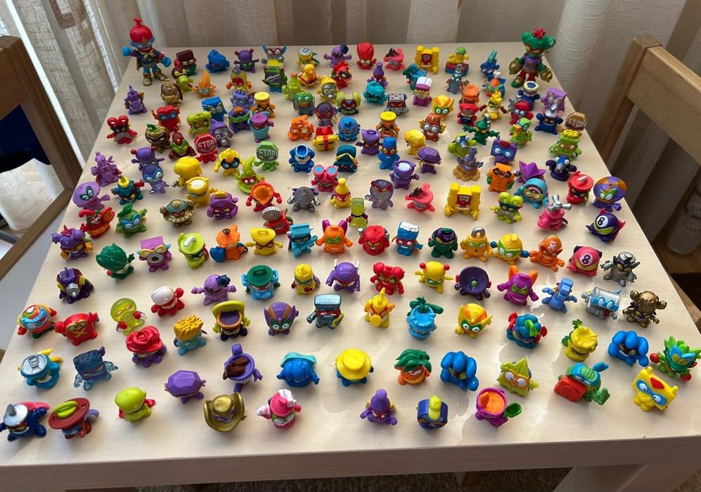 Jucarii Colectie/Lot Super Zings 167 figurine,cutii muzicale,masini