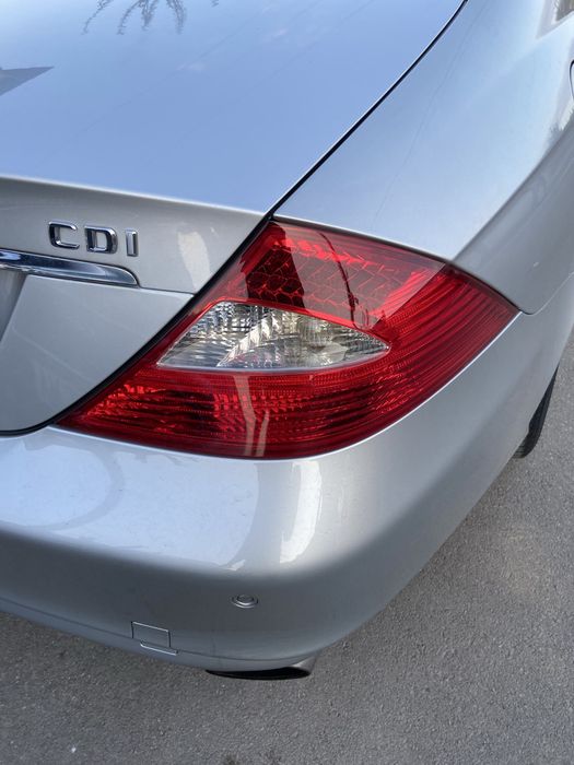 Десен стоп за Мерцедес CLS  w219