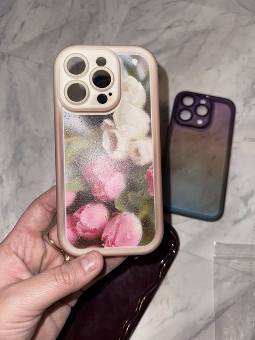 Чехлы на айфон 14 про