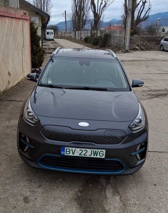 KIA NIRO ELECTRIC baterie 100%, piele, trapa