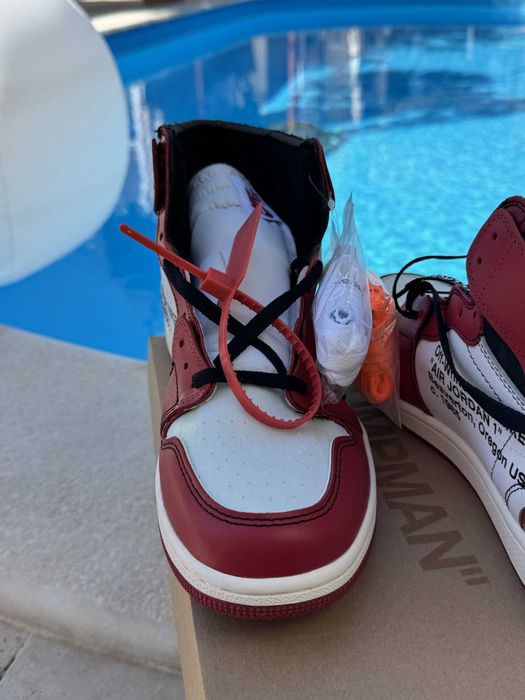 Jordan 1 High Off-White Chicago Мъжки Кецове 44  EUR + Кутия Нови