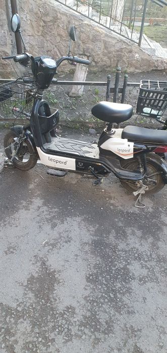 Продам электрический скутер