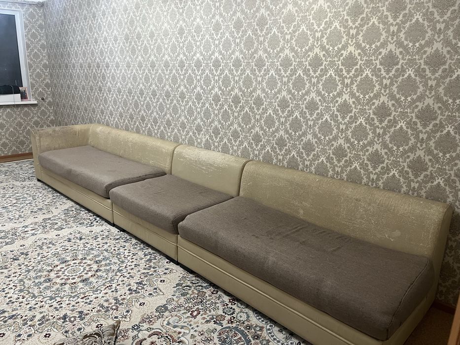 Срочно продается диван