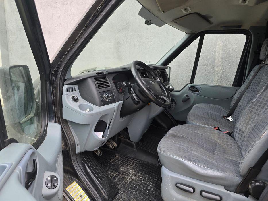 Ford Transit 2011