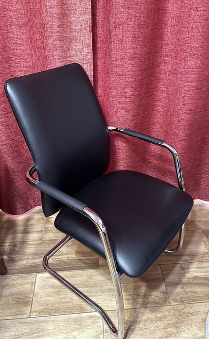 Set de mobilier masa rotunda si 2 scaune premium