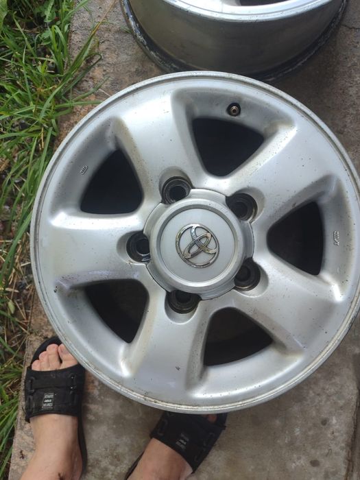 Продам диски r18. Toyota 100