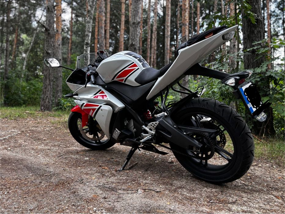 Yamaha yzf r125 2012