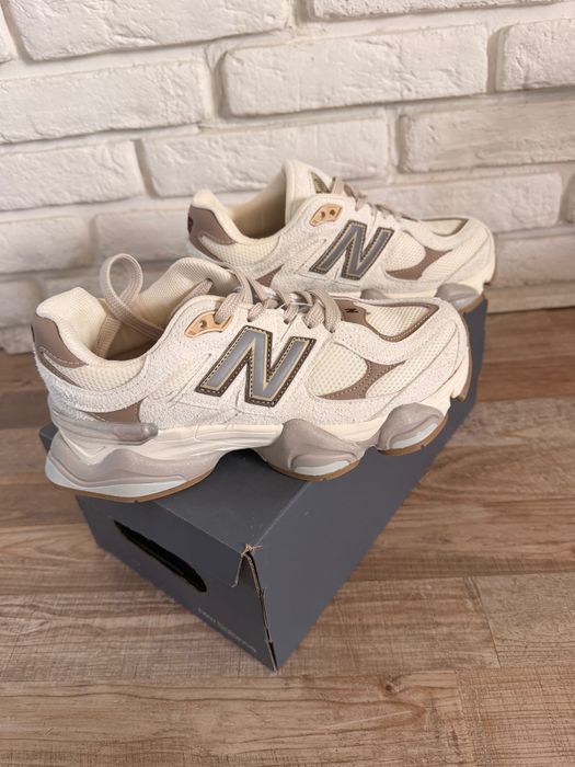 New balance 9060-бежови