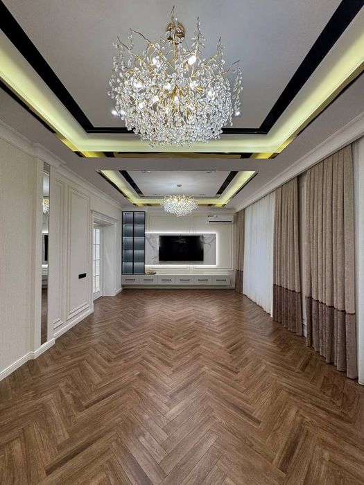 Продается дом 6 комнат + мансарда, ориентир: Саламатина, 4 сотки 750м²