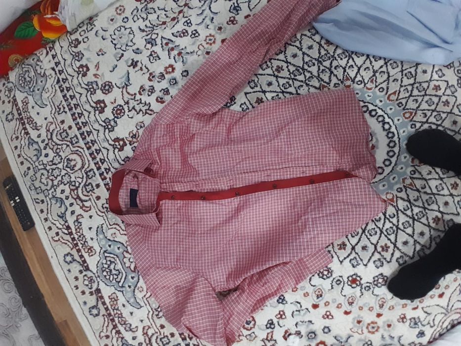 Рубашки мужские