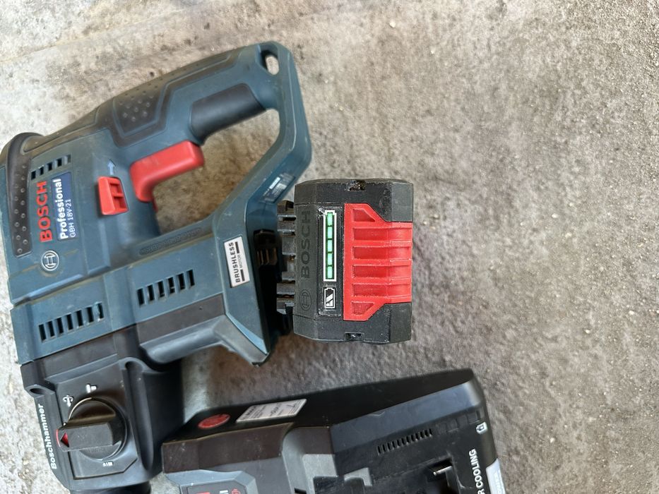 Bosch GBH 18V-21 перфоратор