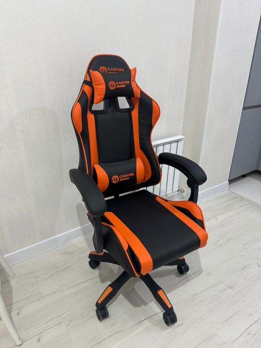 Игровой компьютерный кресло