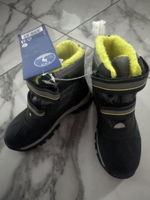 Ghete marimea 29 pentru baieti